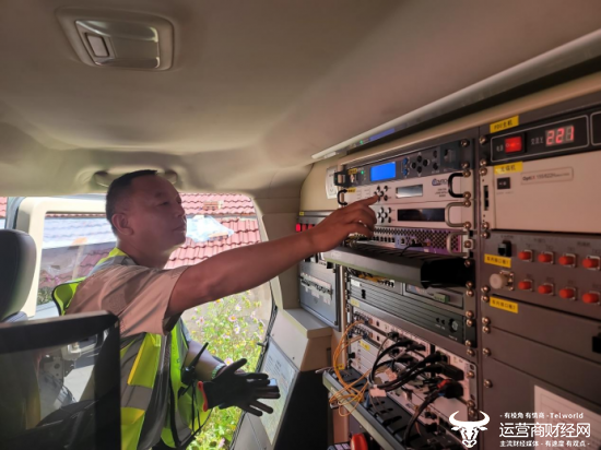 闻“汛”而动湖北移动星夜驰援京冀抢险一线保通信