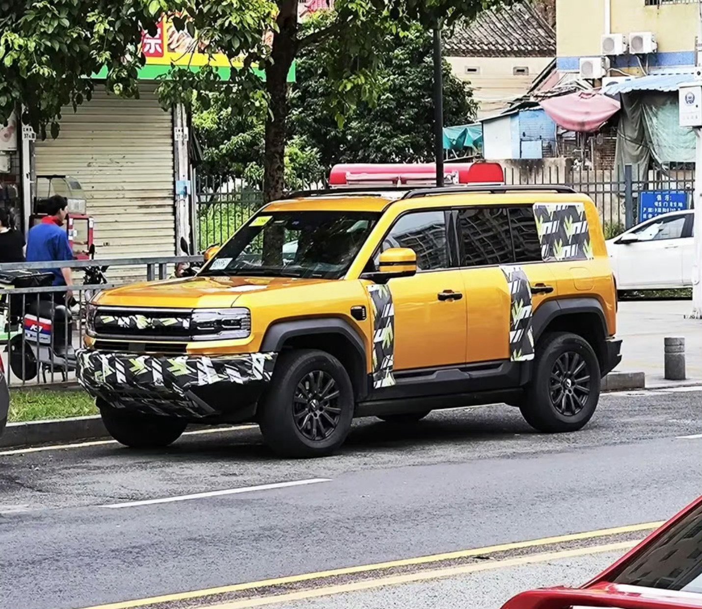 比亚迪方程豹豹5低伪装谍照曝光