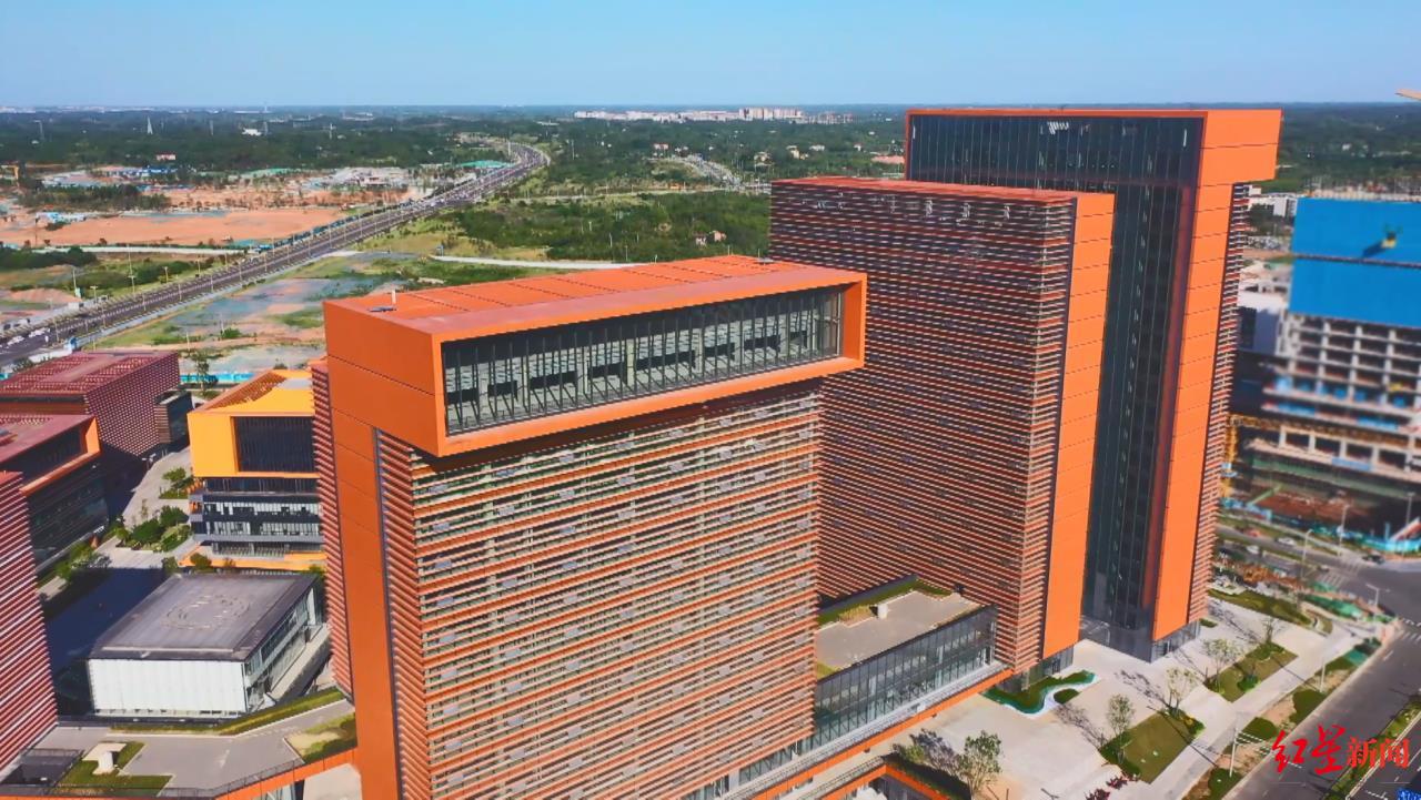 成都金融创新中心项目勘察-设计-施工总承包（成都金融创新中心项目）