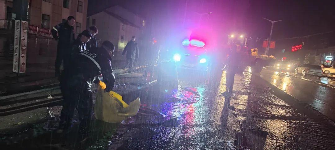 玛多县县城，玛多县发布暴雨蓝色预警