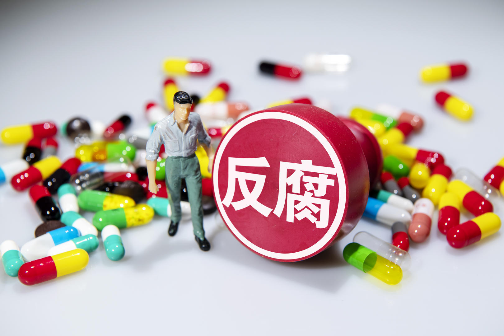 一场席卷全国的医疗反腐风暴，医药反腐风暴来袭龙头股