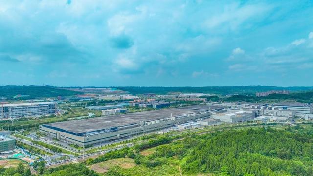 绵阳京东方光电科技有限公司 刘军 摄