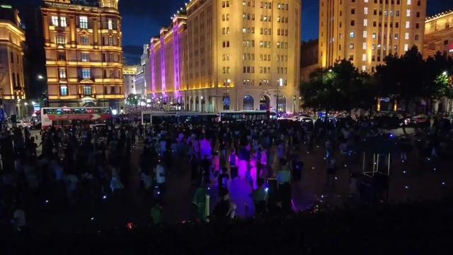 如何进入外滩 6f18-65a4b981fce185cb1ead80f1eb4c2010.jpg