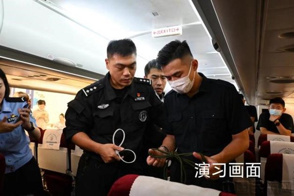 演练现场(本文图片均由春秋航空提供)