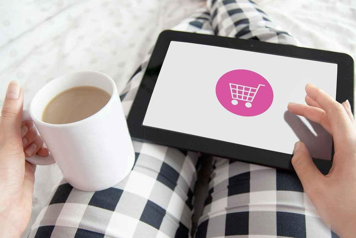 太猛了！东方甄选官宣入淘，股价应声大涨10%