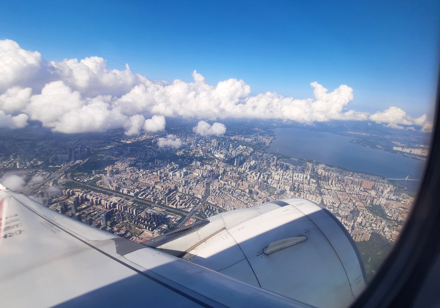 走出低谷!19家文旅上市公司披露上半年业绩:15家扭亏,谁是盈利王?