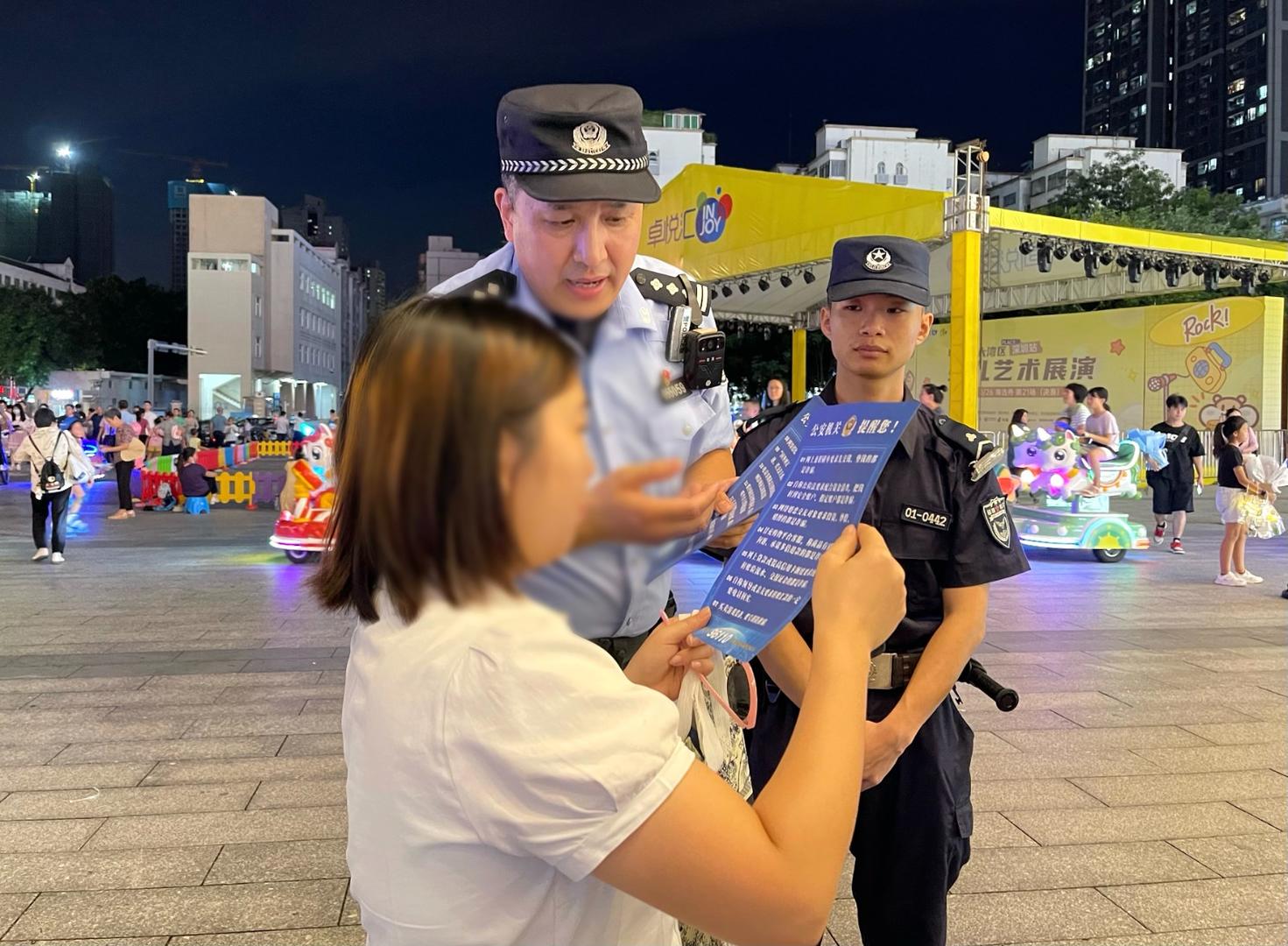 深圳公安开展夏夜治安巡逻，深圳公安开展夏夜治安巡逻工作