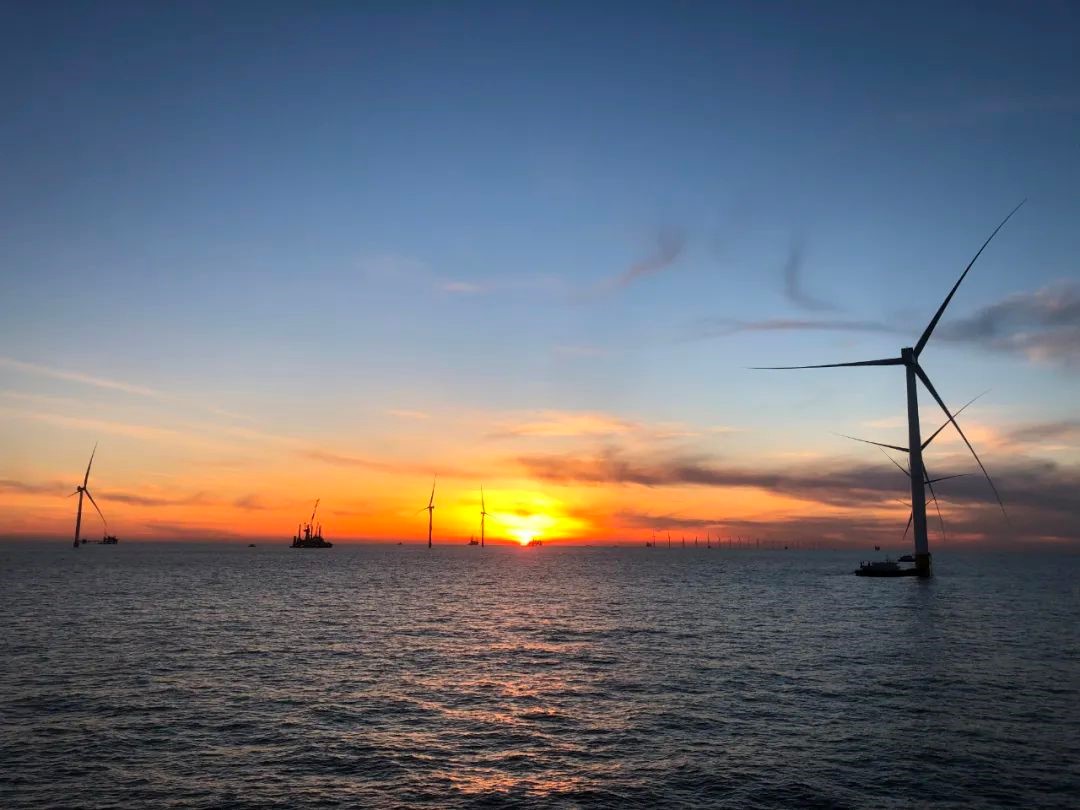 海神平台EW8.5-230机组 打破当时全球最大风轮直径纪录