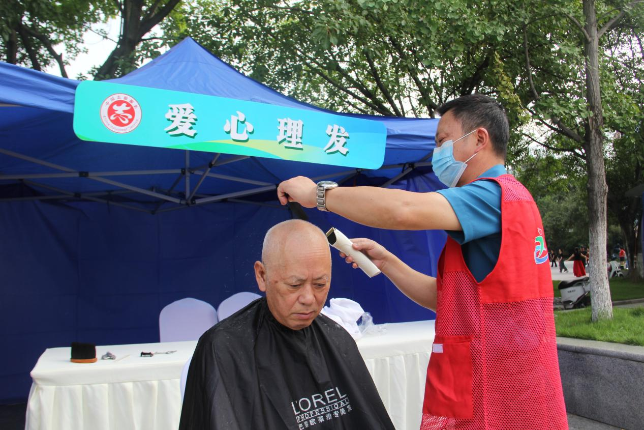 “当好东道主 文明迎盛会”宜宾城市文明大行动正式启动