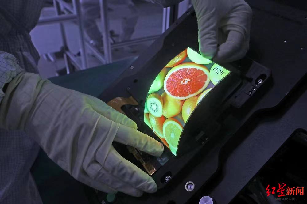 国内显示产业发展历程分为，国内显示产业