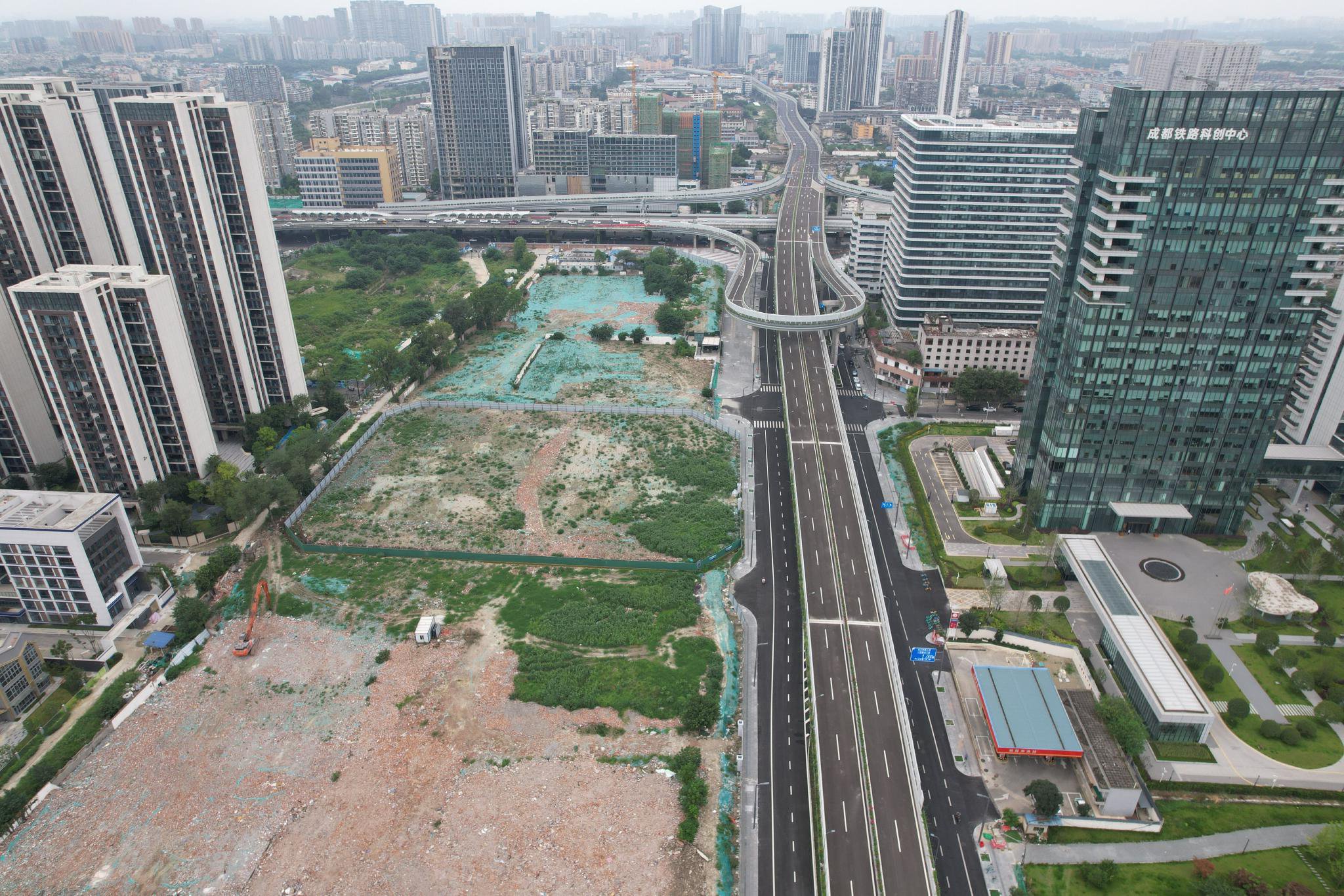 都回家了就剩一个我了的说说，回家只有半小时的路程