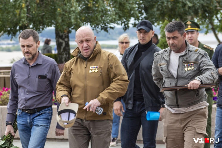 普里戈任秘密下葬谁将掌舵瓦格纳？