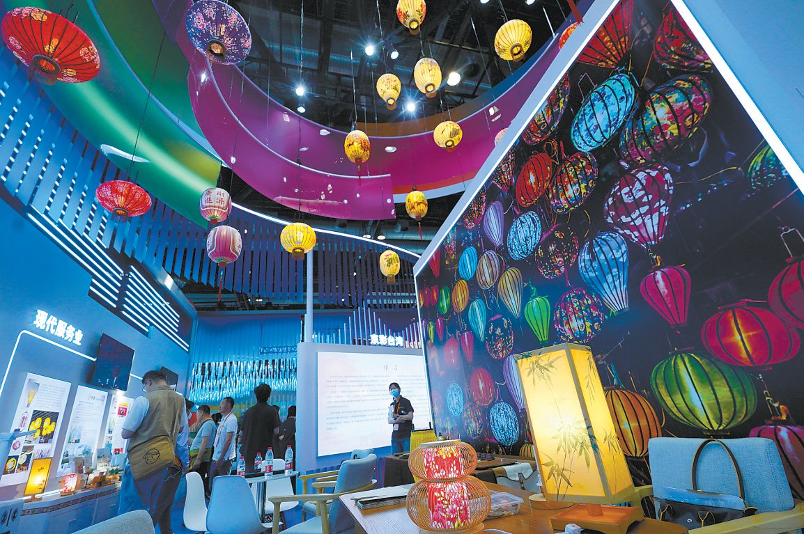 特斯拉Model 3焕新版亮相，在服贸会上全球首秀