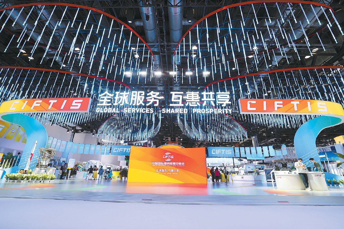 特斯拉Model 3焕新版亮相，在服贸会上全球首秀