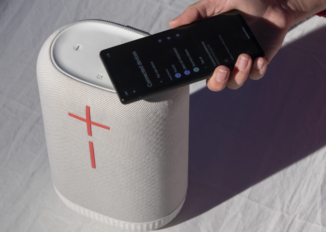 罗技推出 EPICBOOM 便携式音箱：360° 超大音量，支持 NFC 直连