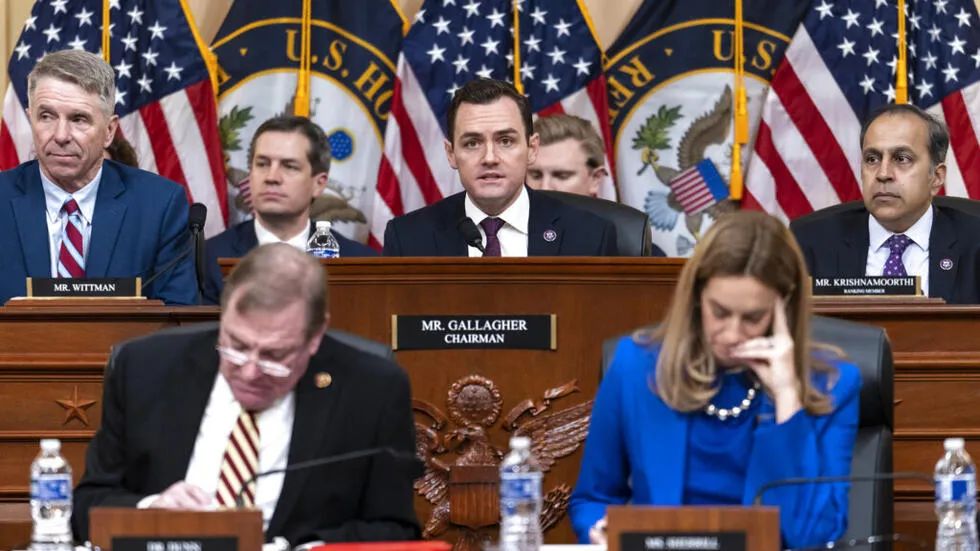 玉渊谭天:美持续炒作对华科技制裁,效果适得其反