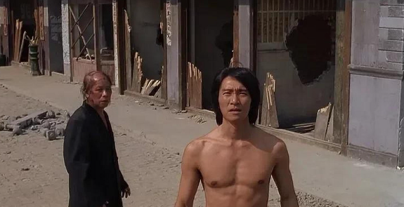 基金经理转行做健身教练？大秀八块腹肌！