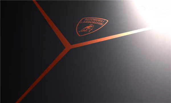 3.6万元!雷蛇发布兰博基尼联名游戏本:全球限量150台