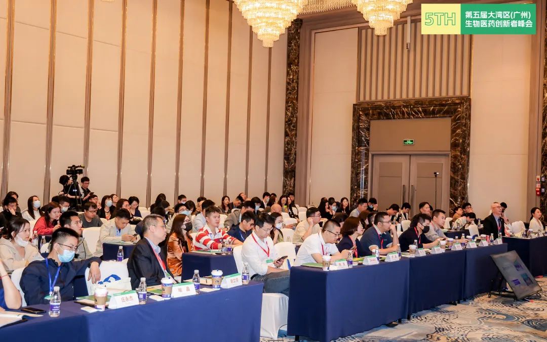扫码立即报名!转发此文章到朋友圈并截图上传报名系统集赞28个即可获赠午餐一份(数量有限,先到先到)