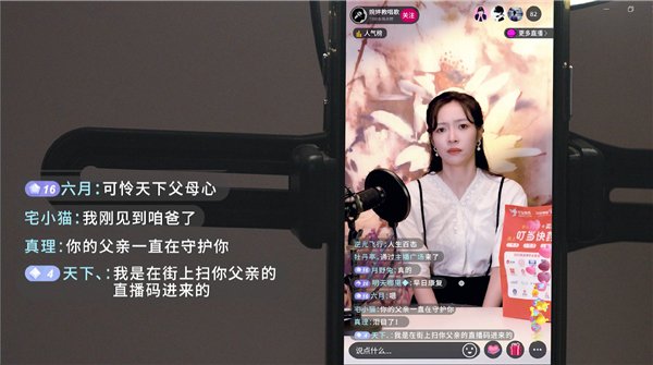 叮当健康荣获第十二届社会化营销金蜜蜂奖:以《爱.就在身边》展现品牌温度