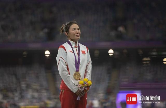 遞補倫敦奧運會金牌的切陽什姐落淚 陳甘露攝