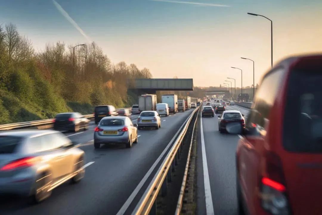 车险在线购买全网最低价 451c-b1cbbde6154a564878d4d2d094053c62.jpg