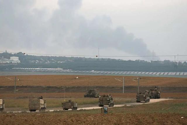 △當地時間9日，以色列軍隊在加沙邊境就位。