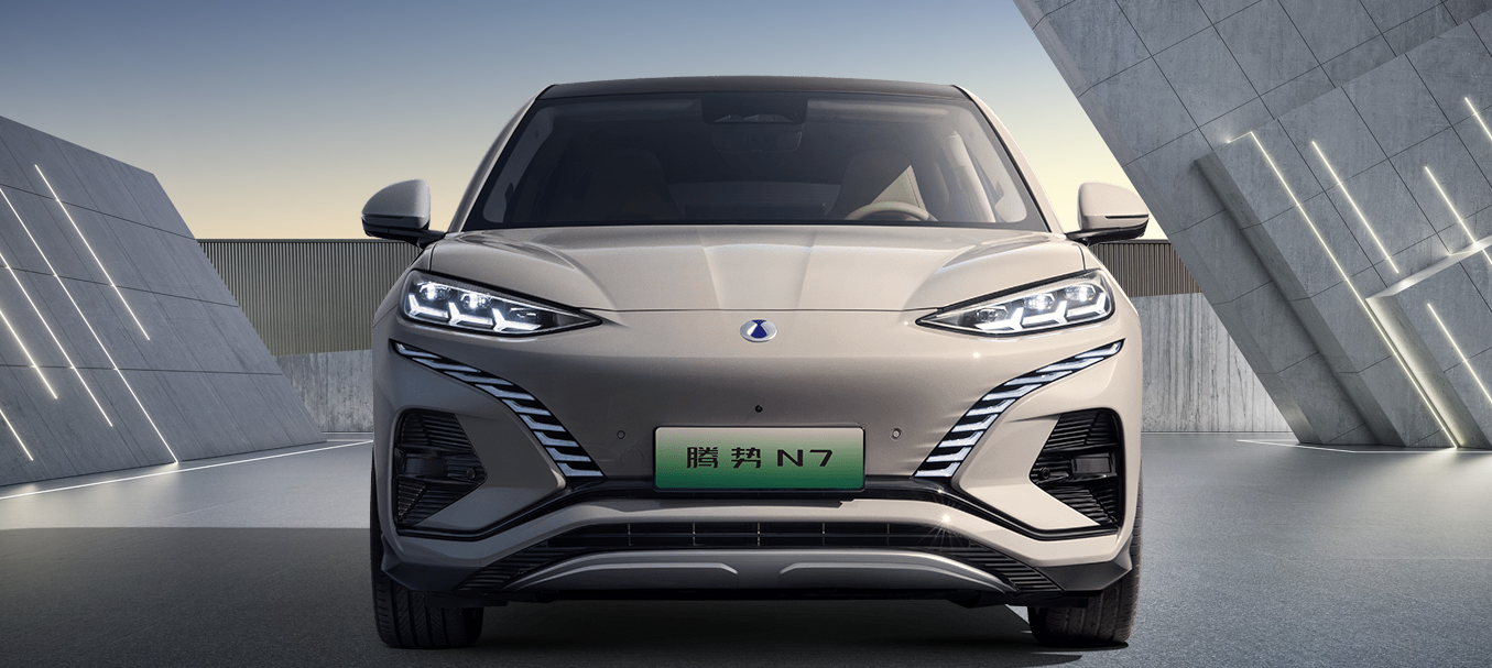 腾势N7推出限时购车权益:超长续航Air版车型赠FSD可变阻尼悬架