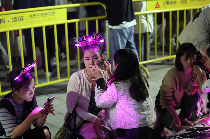 周杰伦一开唱,徐汇夜宵外卖暴涨44%:“演唱会经济”有多赚?