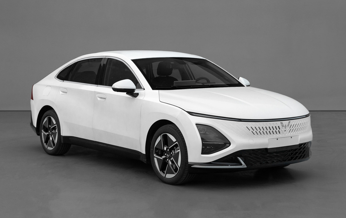 五菱星光新能源轿车 11 月下旬上市:灵犀混动 + 神炼电池,百公里综合油耗 3.98L