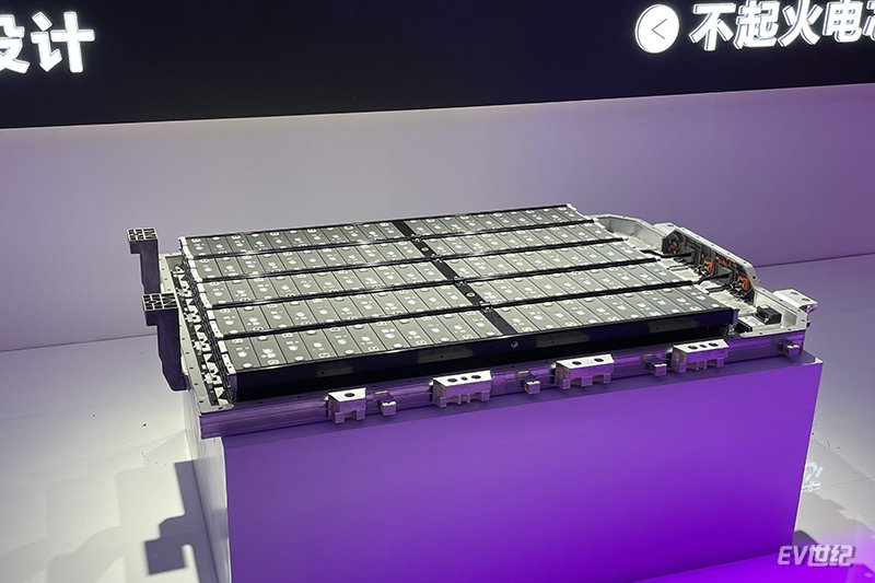 技术加持,五菱转身