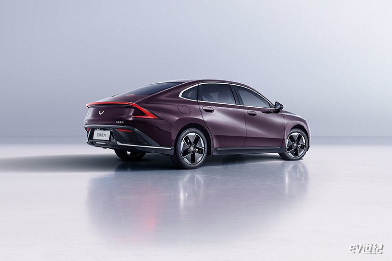 技术加持,五菱转身