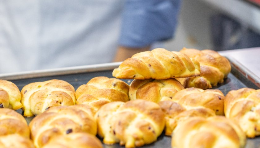 三季报净利涨近六成,股价反而大跌15%,立高股份发生了什么?