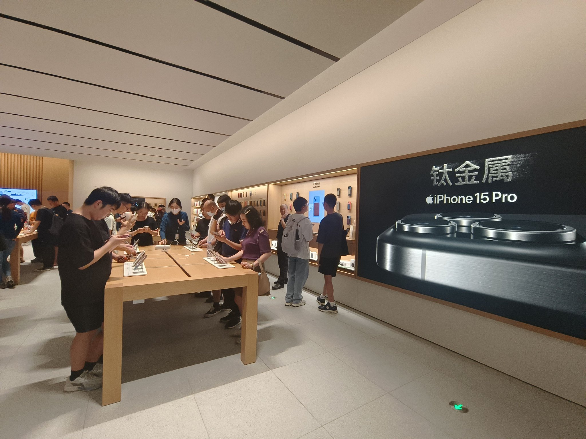 苹果桌面图片 839e-ba2fae01433987965e75d8f1c48efec4.jpg