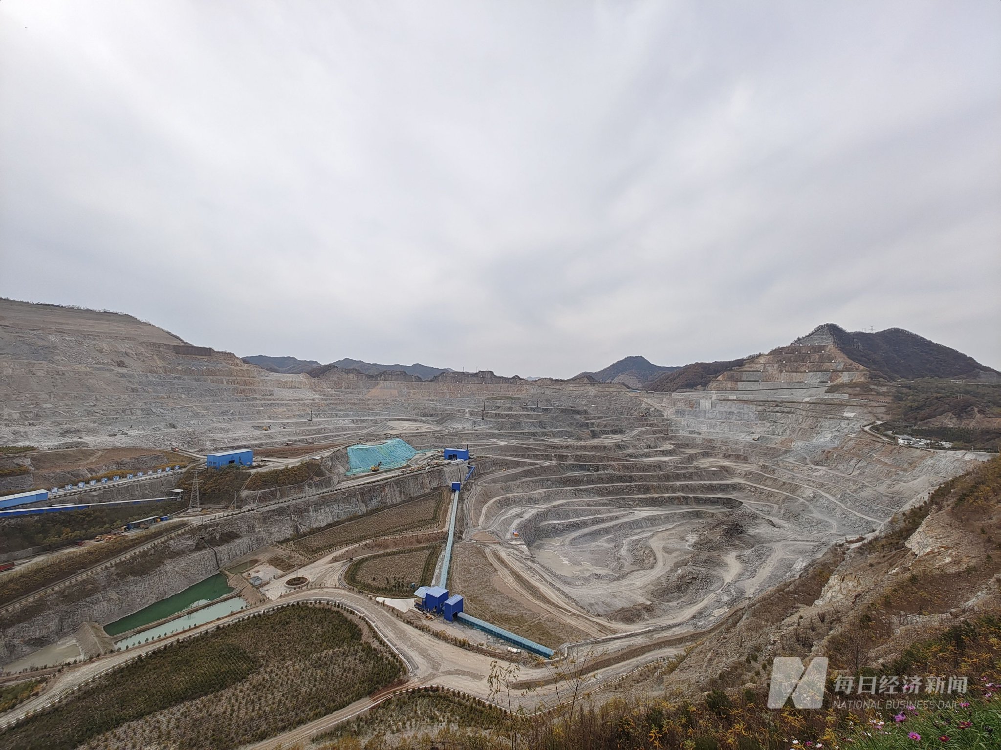 洛阳钼业矿山。 图片来源:每经记者 王佳飞 摄