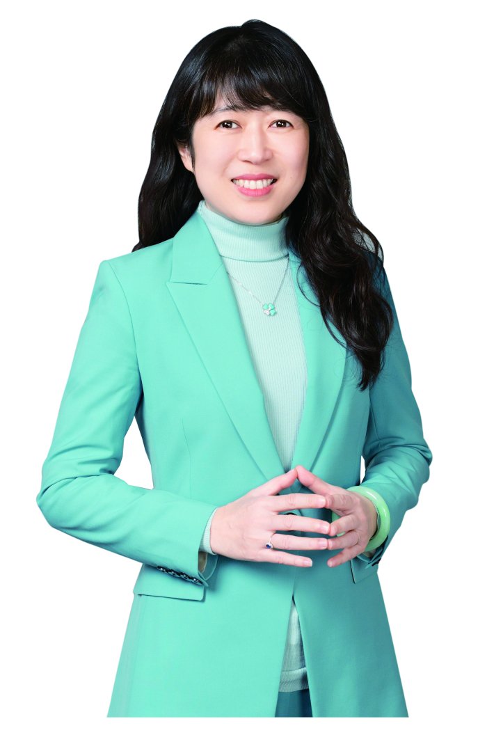 华夏基金总经理李一梅:逆向布局 用真金白银传递“坚守信号”