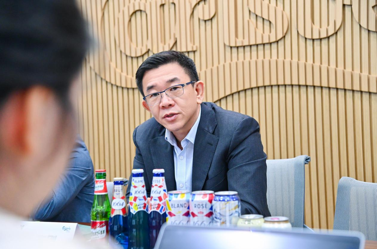 重庆啤酒总裁李志刚