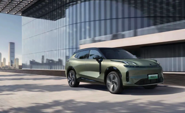 中国澳门地区首家领克中心正式开业,新一代领克 03 + 车型开售