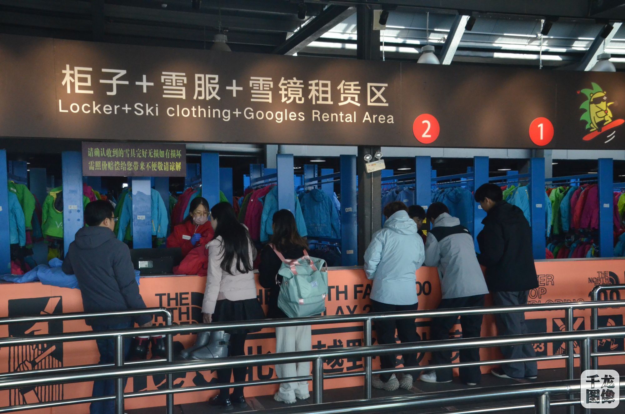 一篇读懂（延庆石京龙滑雪场门票）延庆石京龙滑雪场营业时间，最美冰雪 乐享延庆  北京万科石京龙滑雪场迎来开板“首滑”，韩国宰5万头猪，云南大学校历，