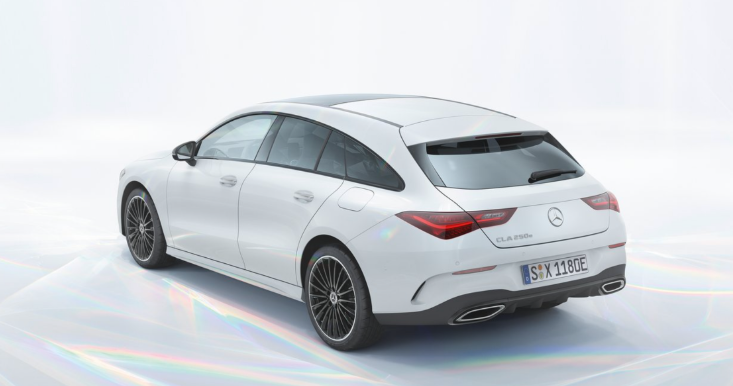 新款奔驰 CLA 五门猎跑车上市，30.92 万元起售