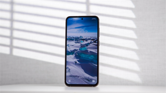 三星Galaxy S23 FE体验：Fans的好选择，不变的是那份精致感