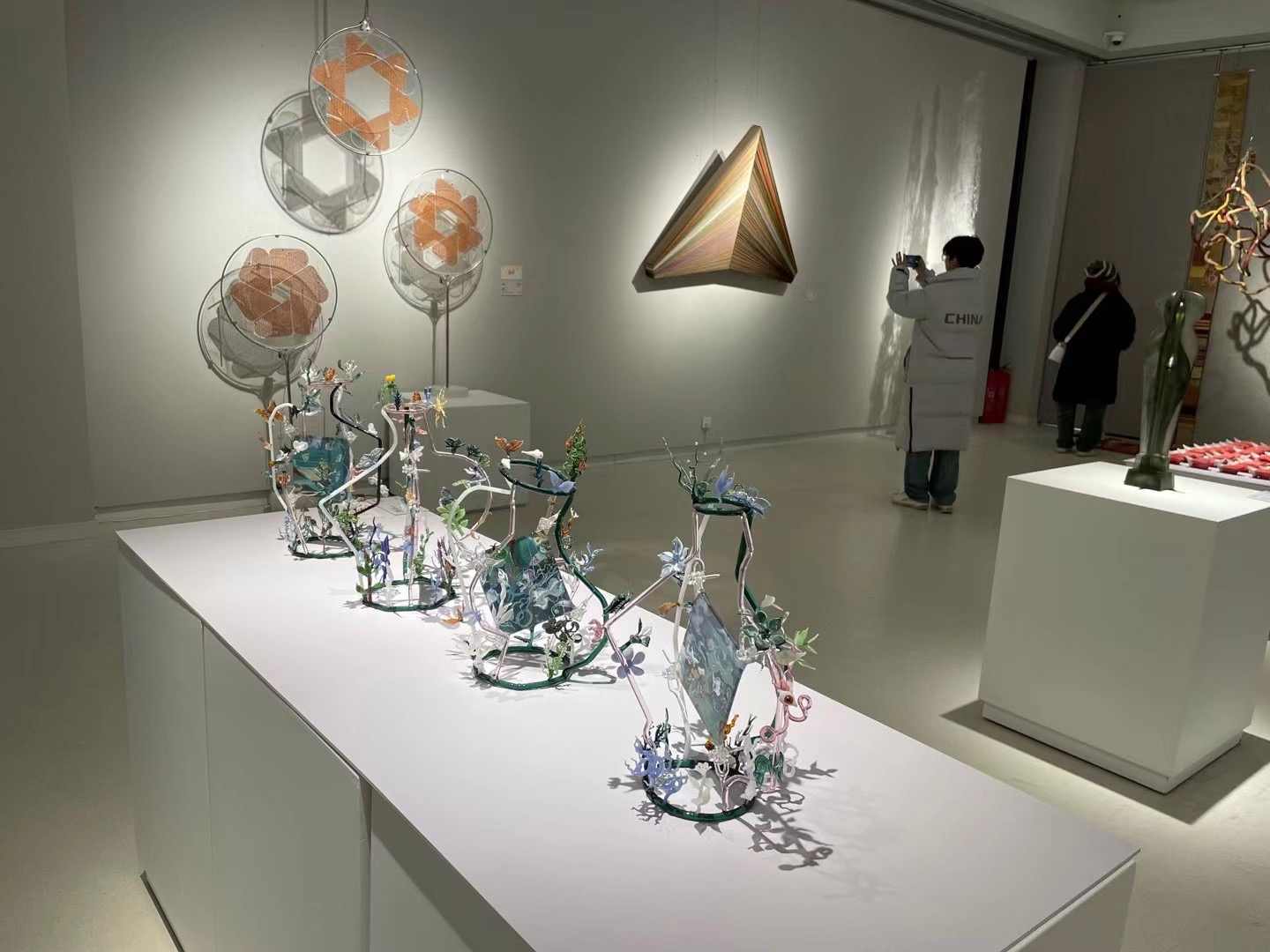 2023第六届“薪技艺”青年工艺美术展暨学术研讨会举办