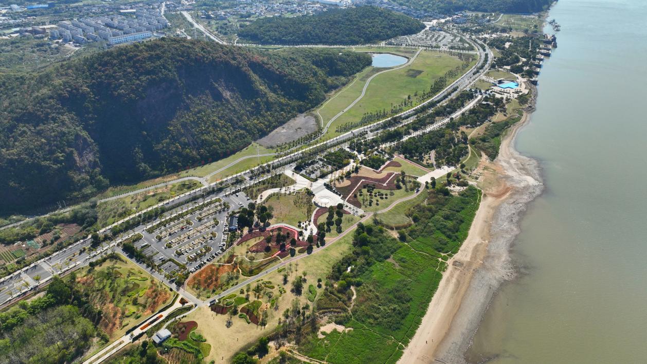 安徽马鞍山：从“绿化”到“彩化” 构建特色绿色湿地|马鞍山市|长江|安徽省_新浪新闻