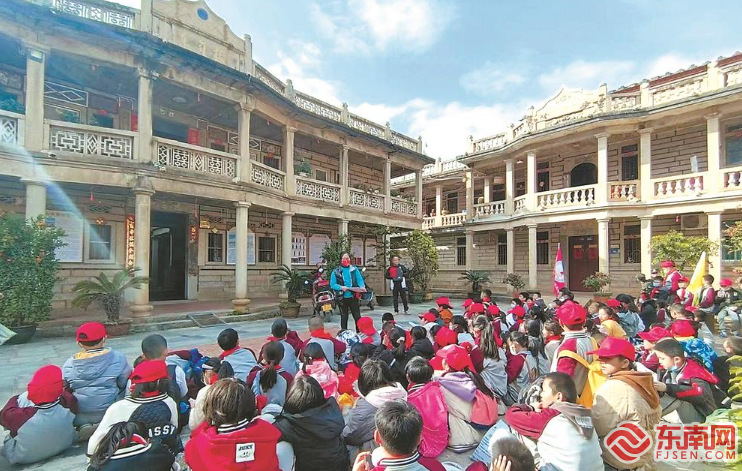 泉港區益海實驗小學的學生到東張村參加研學活動。