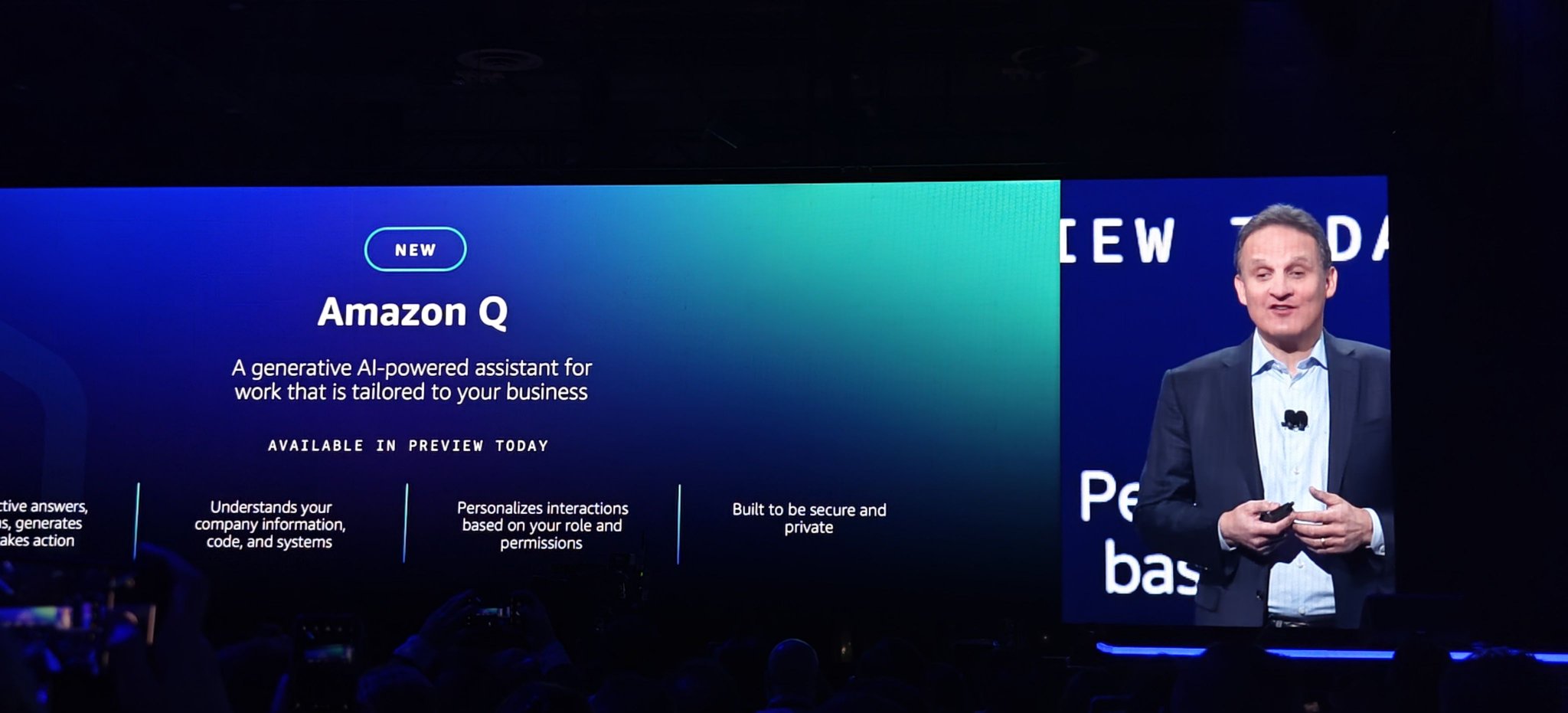 亚马逊云科技:如何以生成式AI重塑云计算?