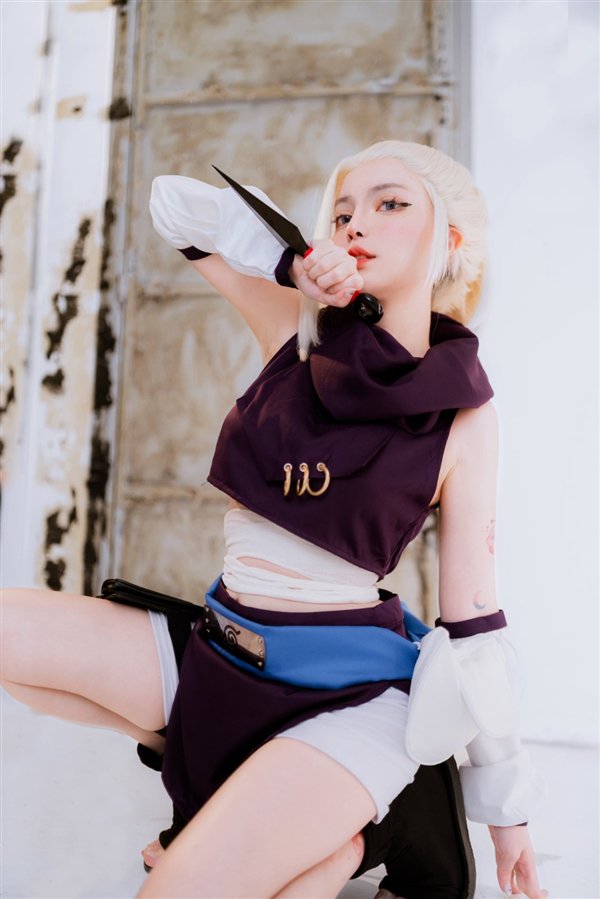 国外美女Cos《原神》性感提纳里:纯欲风 难以反抗