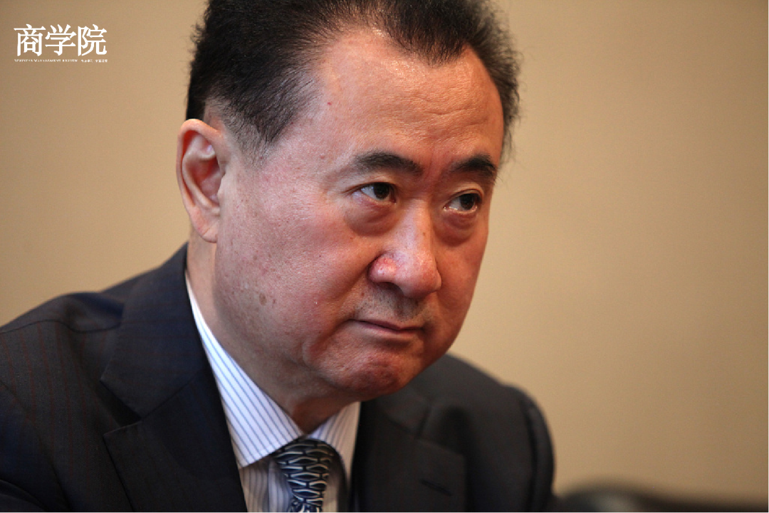 王健林还做足球教练吗,王健林还做足球教练吗现在