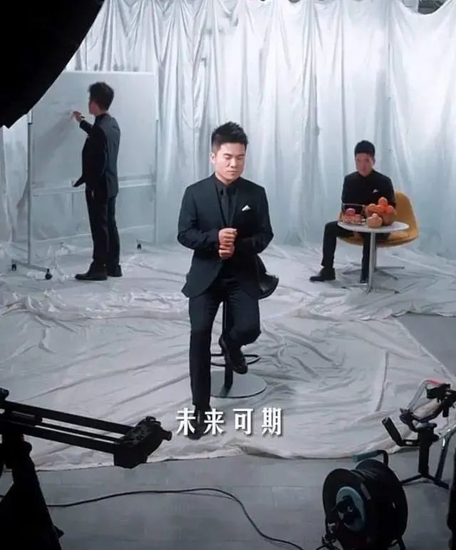 图片来源:“与辉同行”抖音号视频截图
