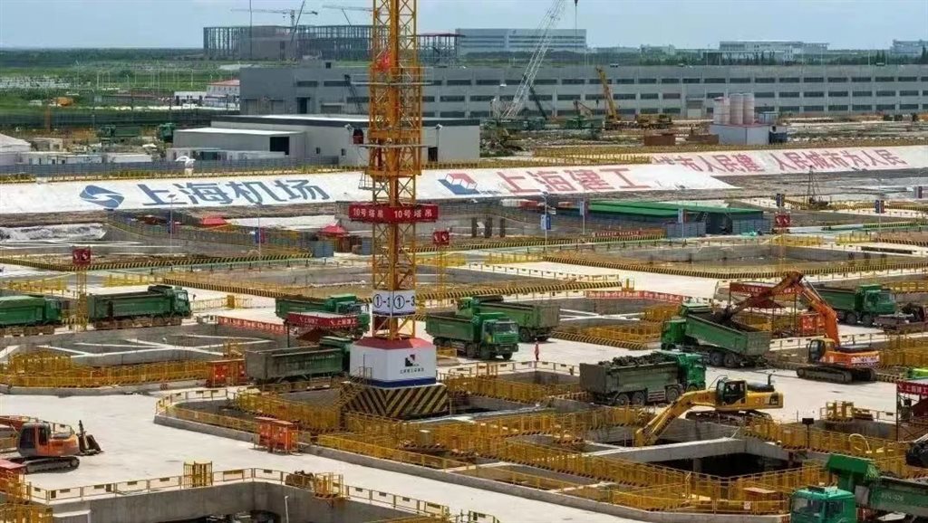 浦东机场四期扩建工程南区地下交通枢纽工程