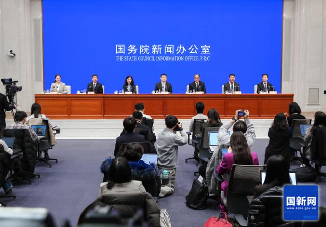 2023年全国人口减少208万，人口自然增长率为-1.48‰